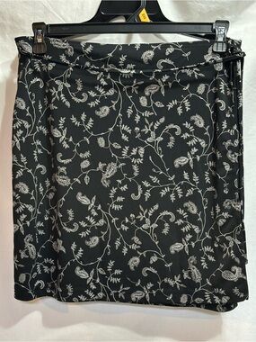 Merona wrap around Black Mini Skirt with White Floral Print
